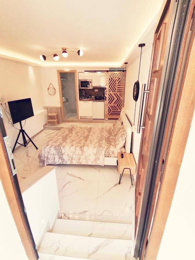 Theasis 3 Apartment Neos Marmaras Bagian luar foto