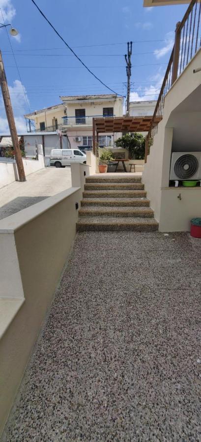 Theasis 3 Apartment Neos Marmaras Bagian luar foto